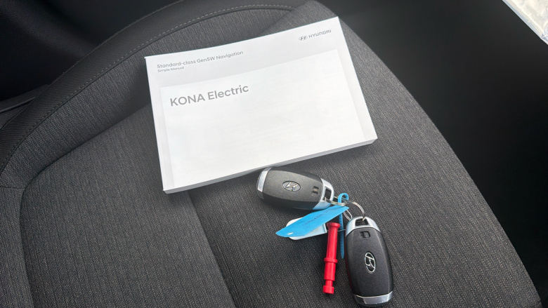 Hyundai KONA 100kW Premium 39kWh 5dr Auto Electric Hatchback